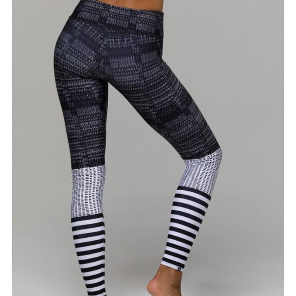 Onzie Graphic Pants